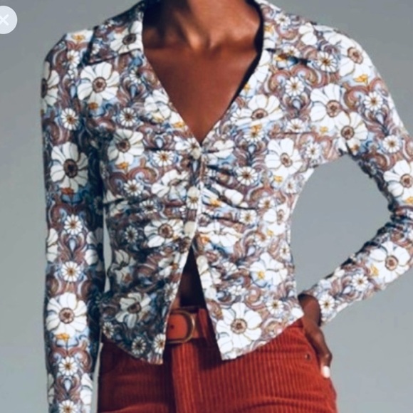 Anthropologie Tops - Anthropologie ruched stretch retro blouse size XS - bold floral blue